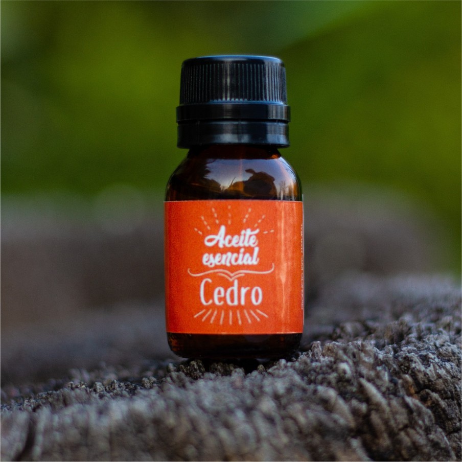 aceite-esencial-de-cedro-10-ml.jpg
